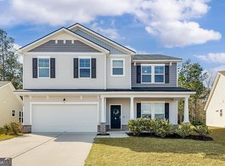 129 Crystal Lake Dr, Savannah, GA 31407