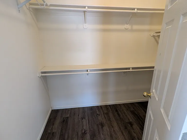 1113 Scenic Park Ter — Photo 17