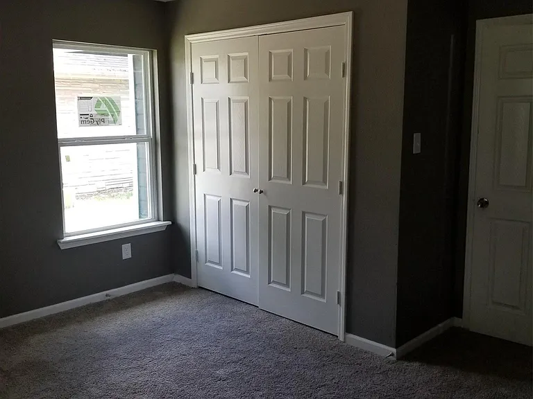 5910 Van Fleet St — Photo 5