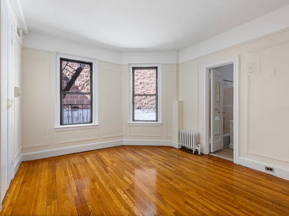 245 West 75th Street image 1 of 8