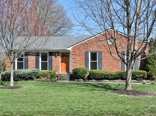 711 Ahland Rd, Woodlawn Park, KY 40207