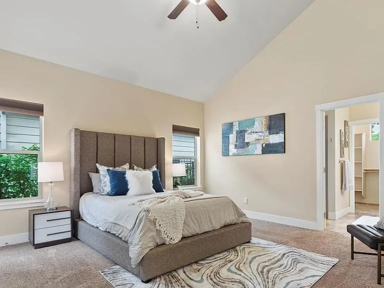 3721 W Catalpa Dr — Photo 8