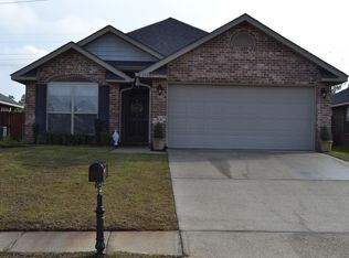 17383 Palm Ridge Dr, Diberville, MS 39540
