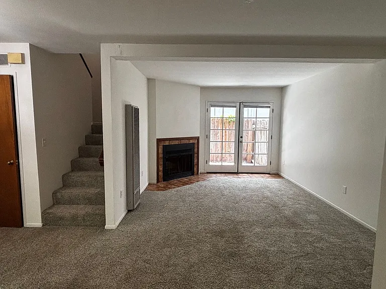 1460 Hornblend — Photo 3