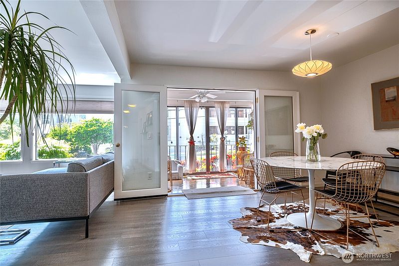 4th image of 22532 6th Avenue S #A1
