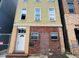 2264 Pacific St #3, Brooklyn, NY 11233