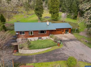 402 Northside Rd, Sutherlin, OR 97479