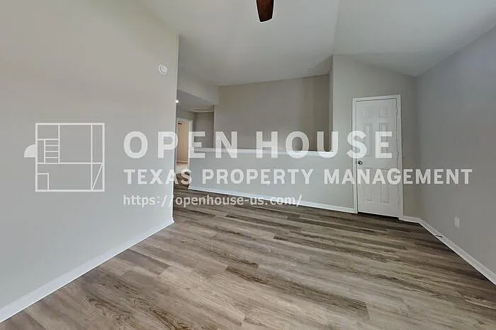 15214 Taos Creek Ct — Photo 19