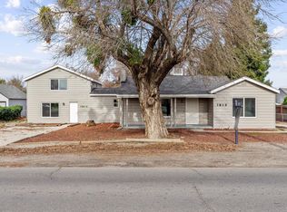 1613 Woodland Ave, Modesto, CA 95358