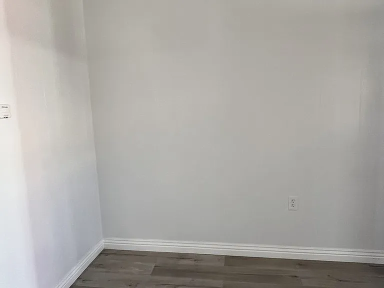 4186 Elm Ave — Photo 6