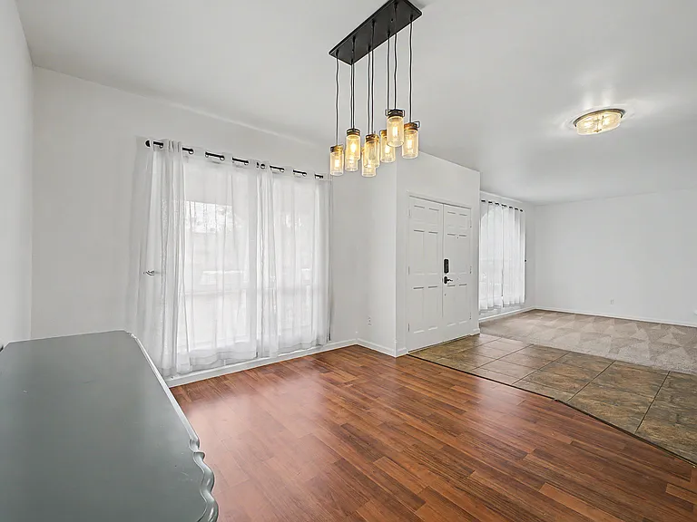 15837 N 47th Pl — Photo 9