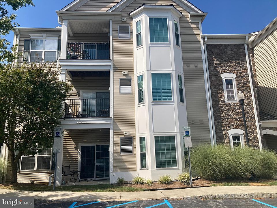 1st image of 534 Creekside Dr #B-60