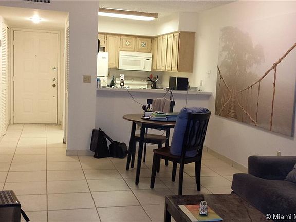 3rd image of 1280 S Alhambra Cir APT 1107