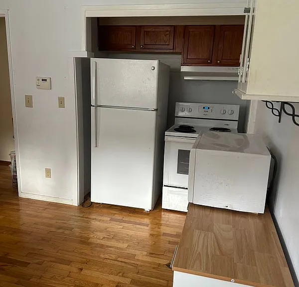 7383 126th Pl SE #IN-LAW — Photo 3