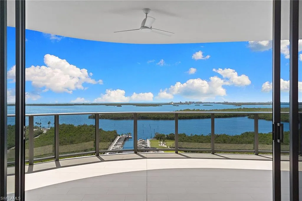 2 bed, 3.0 bath, 2628 sqft, $20,000 — Photo 1