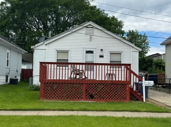 853 Mason Ave, Aurora, IL 60506