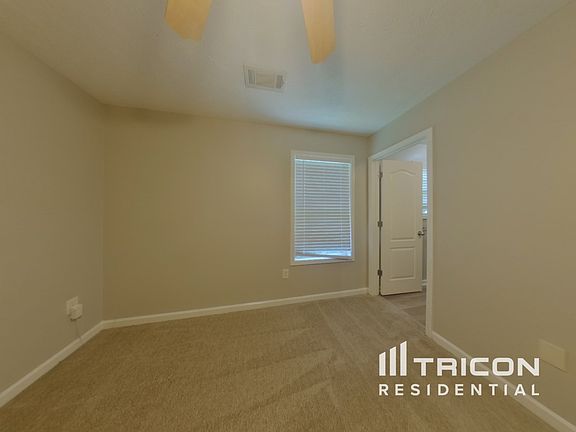 2nd image of 1032 Wedgewood Ct