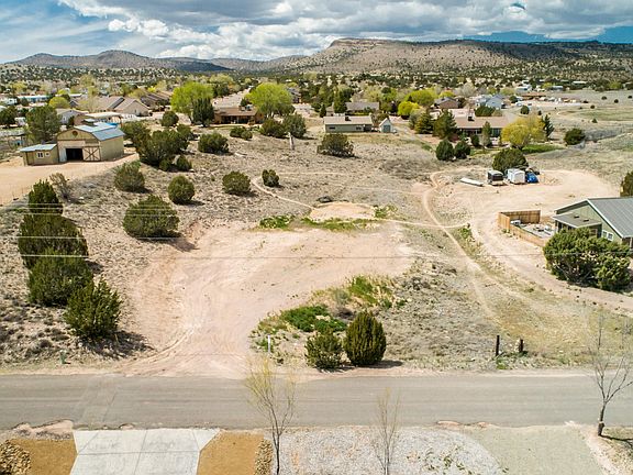 5th image of 3550 Sunset Dr