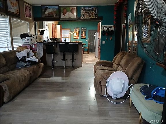 3rd image of 9775 Lake St