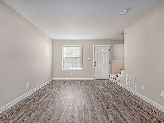 5th image of 3224 McQuay St #1010