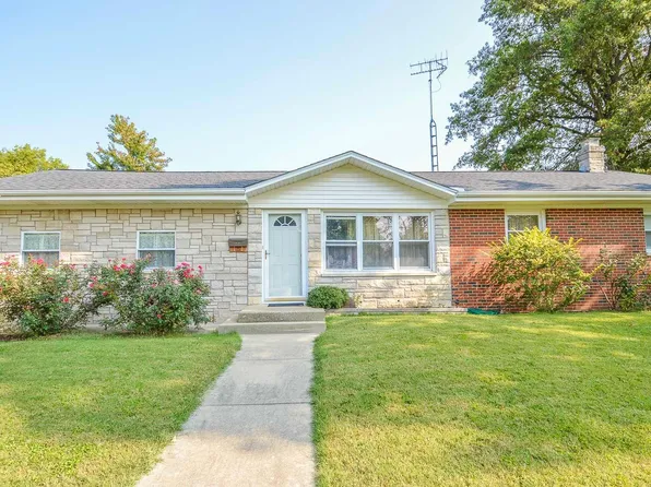 181 W Belleville St, Nashville, IL 62263