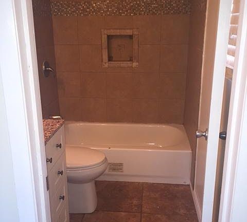 4th image of 2412 Heritage Dr
