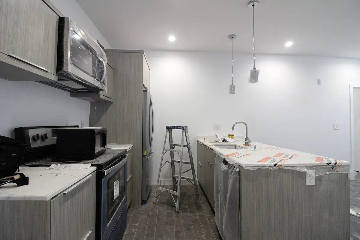 Building Photo - 433 N 35th St #1R
