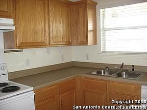 3rd image of 221 Val Verde Dr