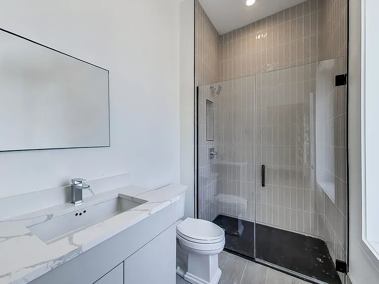2023 N Drake Ave #2S — Photo 12