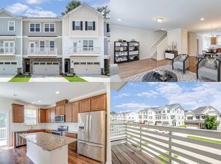 1050 Diamond Dove Ln, Apex, NC 27502