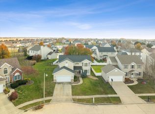 13 Minks Ct, Bloomington, IL