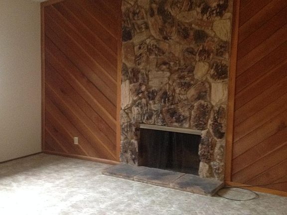 4th image of 6911 Escallonia Dr
