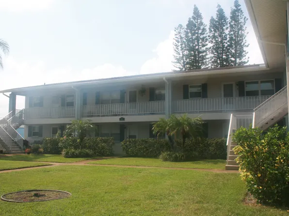 455 Mehlenbacher Rd APT 9, Belleair Bluffs, FL 33770