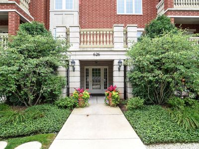 626 Homewood Ave APT 102, Highland Park, IL, 60035