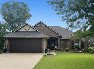 923 County Street 2935, Tuttle, OK 73089