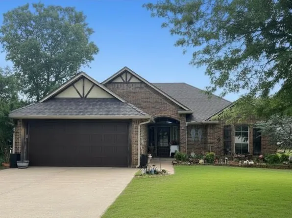 923 County Street 2935, Tuttle, OK 73089