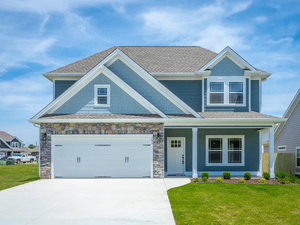 293 Country Cove Dr, Rossville, GA 30741