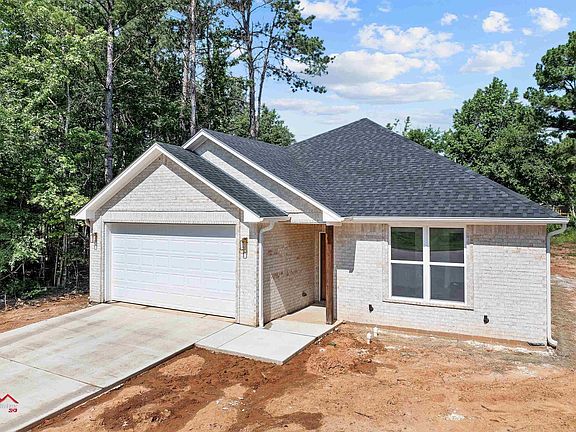 3rd image of 1501 Remington Ct