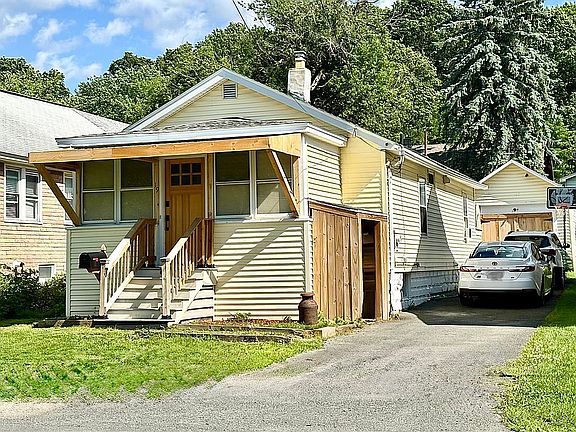 3rd image of 19 Ridge Rd
