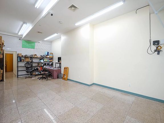 3rd image of 462 52nd St #2M