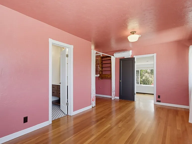 2615 Myrtle Ave — Photo 73