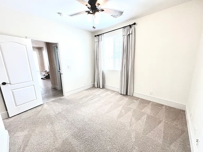 7140 Charter Crest St — Photo 38