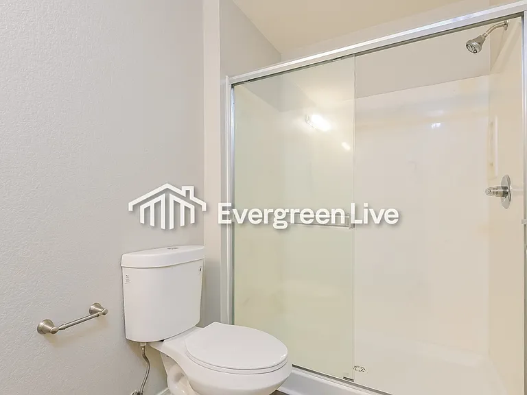 1581 E Balaton Pl — Photo 10