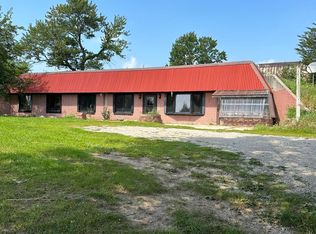 18766 Forrister Rd, Hudson, MI 49247