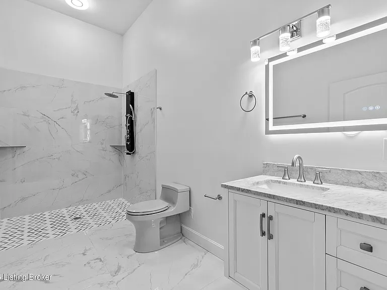 540 S 4th St #401 — Photo 23