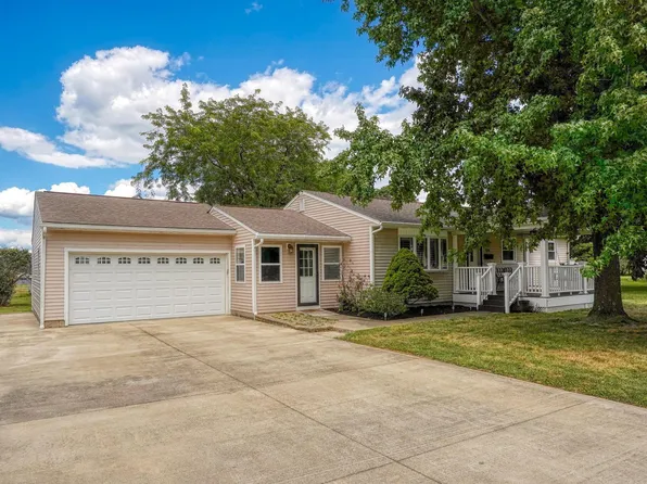 134 Cynthia St, Heath, OH 43056