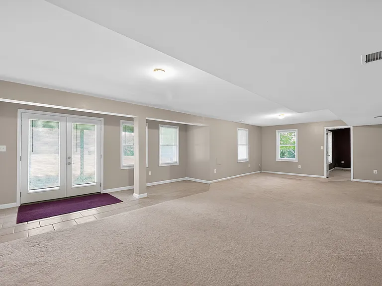 13031 Twelve Hills Rd — Photo 19