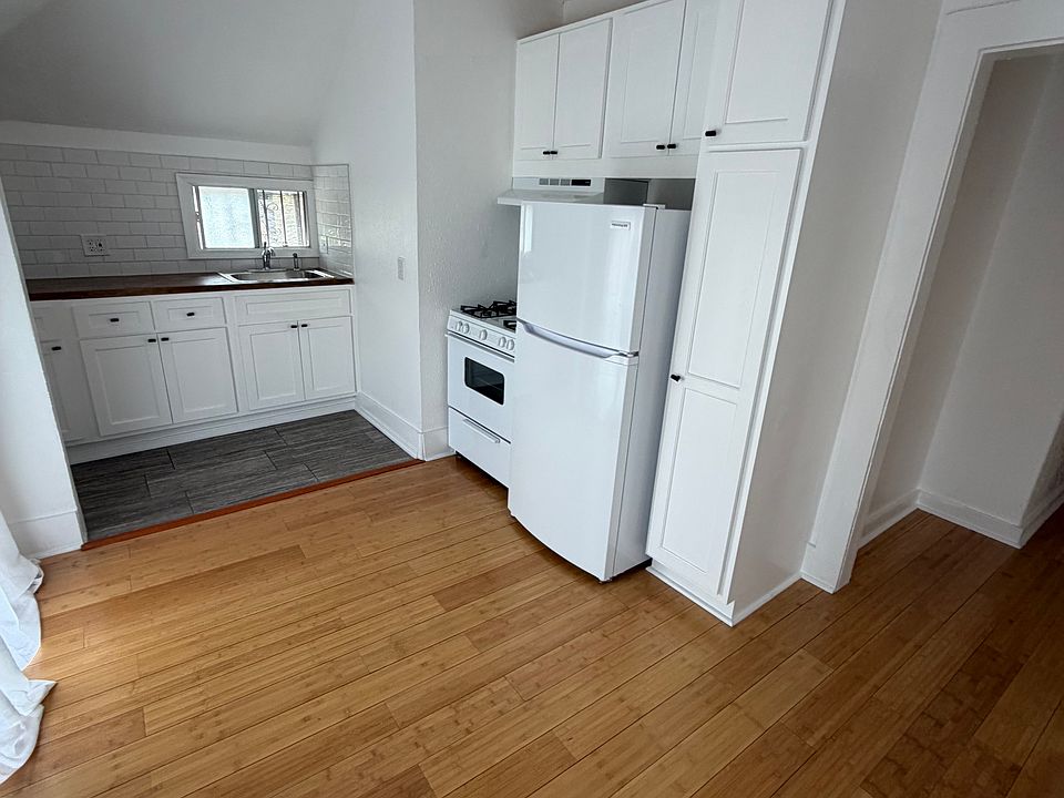 1st image of 2022 Yosemite Dr #1
