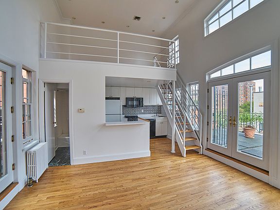 4th image of 233 E 96th St #6RPH