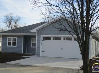 925 Lincoln St, Osage City, KS 66523